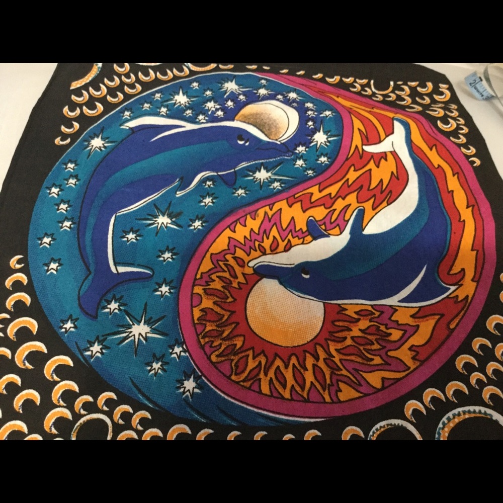 Yin Yang Dolphin Tote Bag - Picture 2 of 3